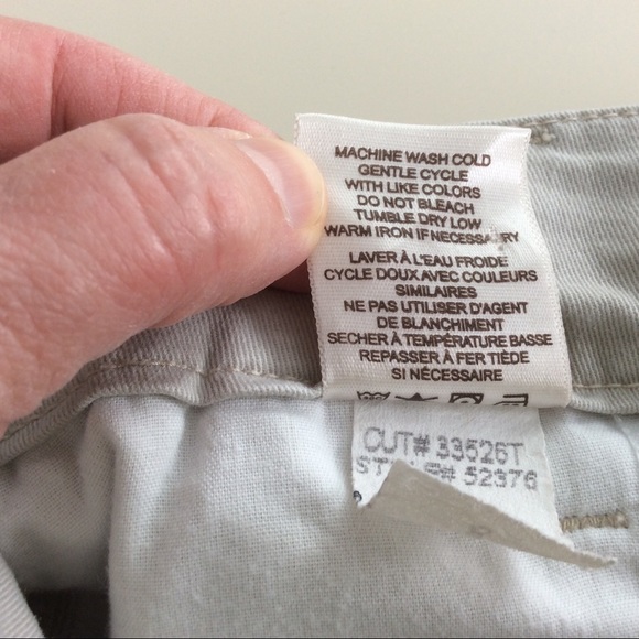 NYDJ Capris Pants 8 - Picture 6 of 6